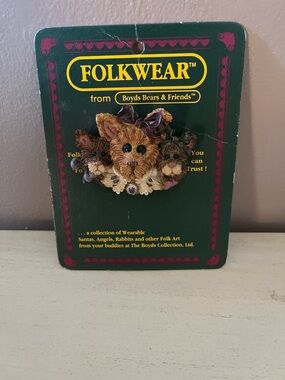 Boyds Bears Brown and Tan Trio Cat Brooch